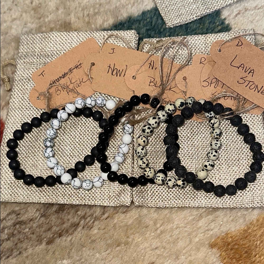 Stretch Bracelet Natural Stones Black, Blk & White, Blk & Cream